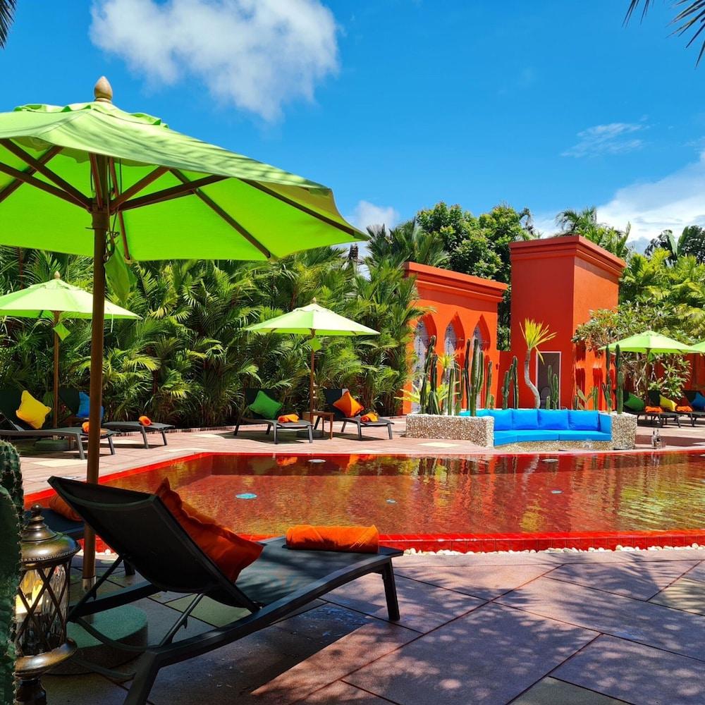 The Kiri Villas Resort - Outdoor Pool