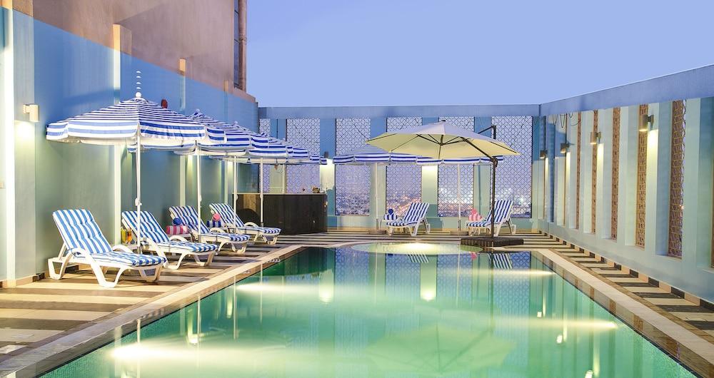 Rayan Hotel Sharjah - Outdoor Pool