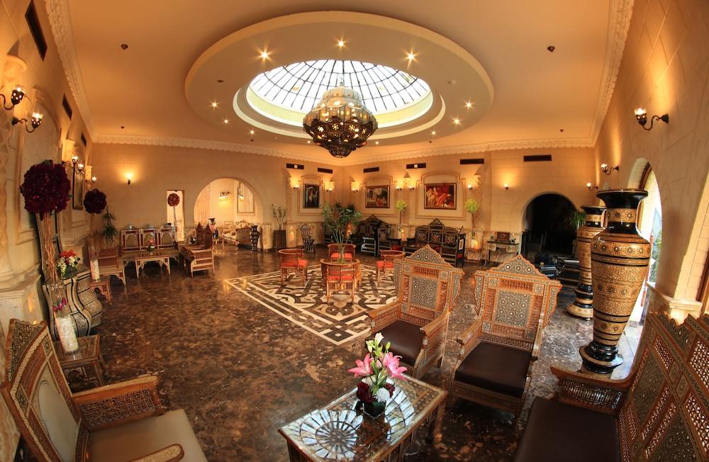 Oriental Rivoli Hotel & SPA - Lobby Sitting Area