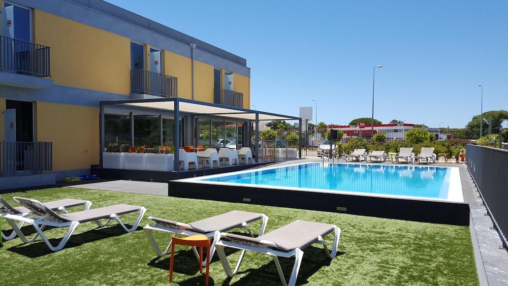 Hotel 3K Faro Aeroporto - Outdoor Pool