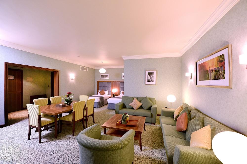 City Seasons Al Hamra Hotel - Room