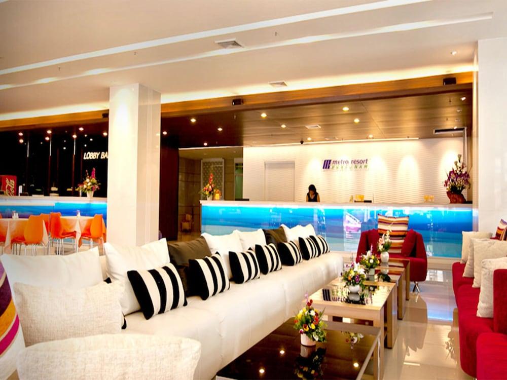 Metro Resort Pratunam - Lobby Sitting Area