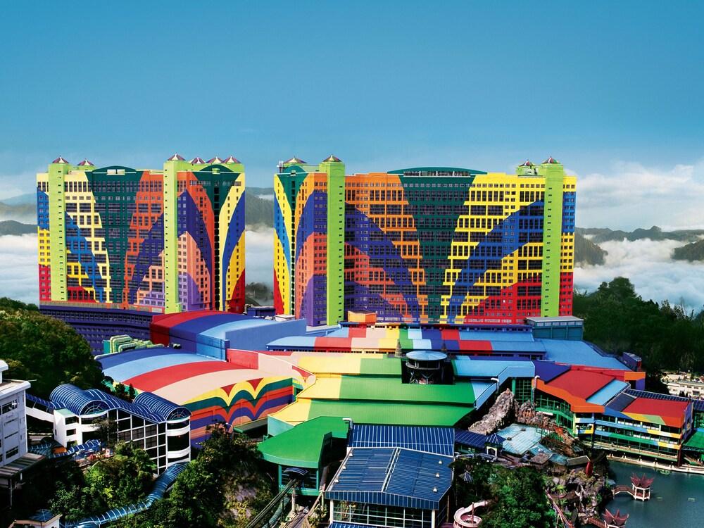 Resorts World Genting - First World Hotel - Featured Image