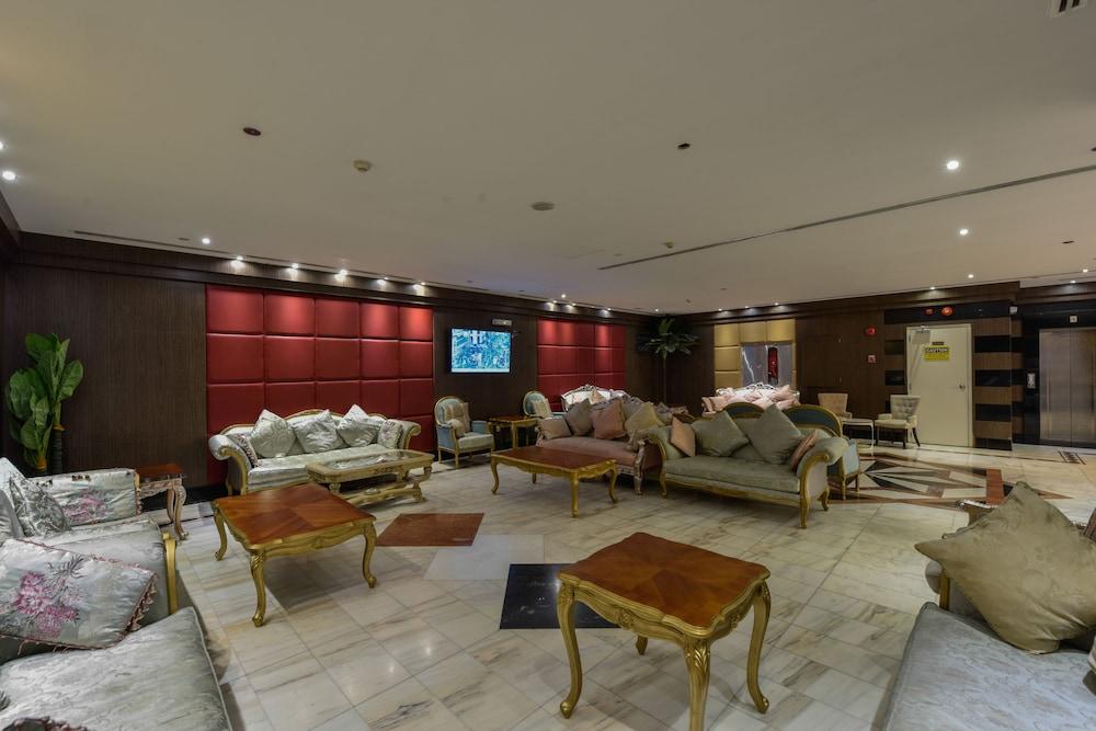 Bader Al Marsa Hotel - Lobby Sitting Area