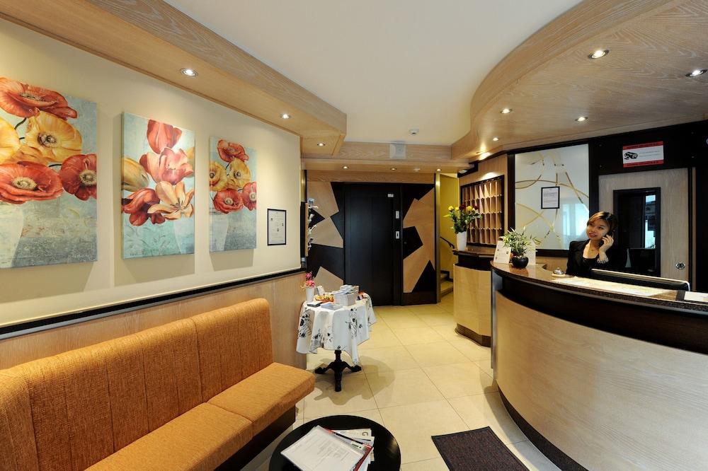 Hôtel Bon Port - Lobby Lounge