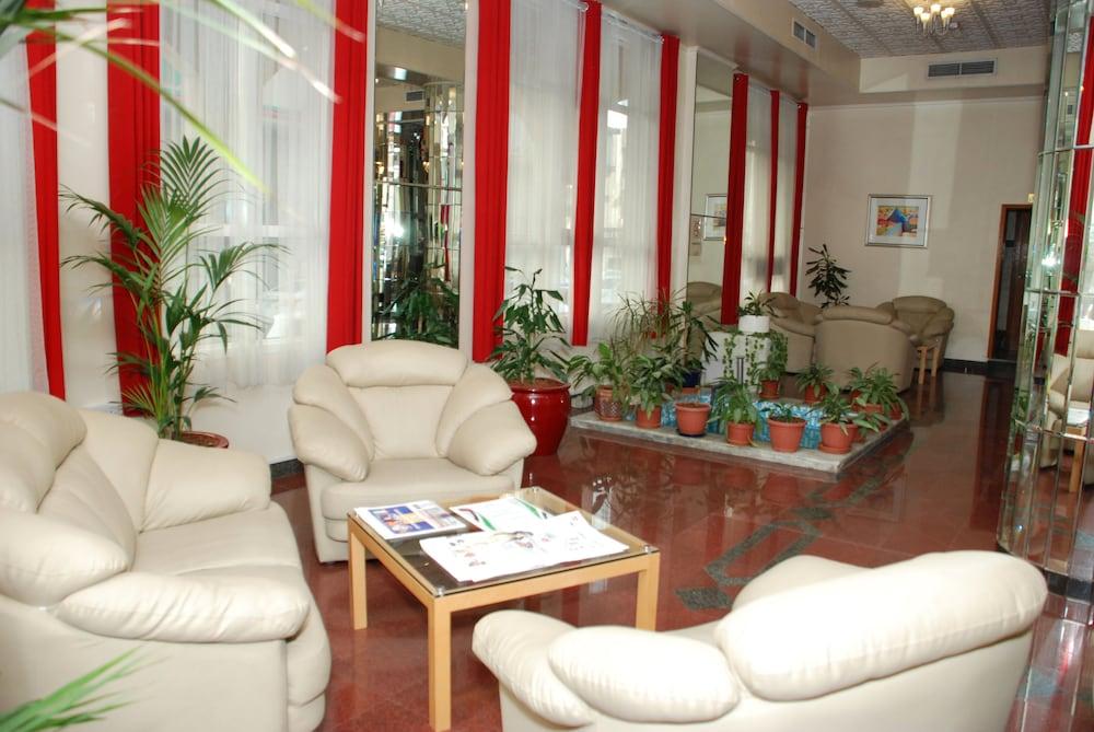 Basma Residence Hotel Apartments - Lobby Sitting Area