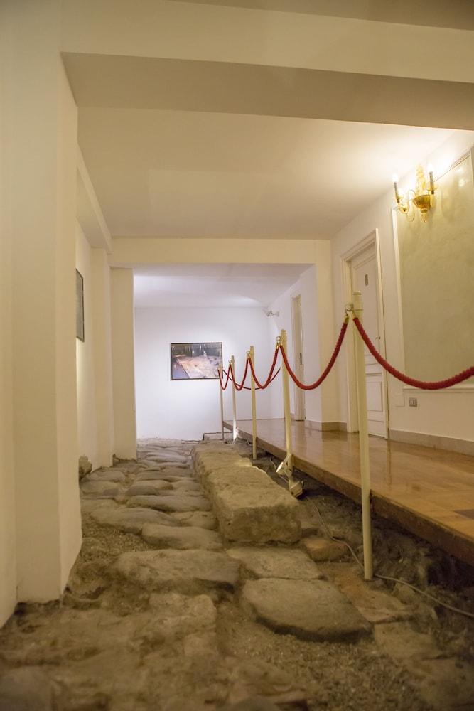 Grand Hotel Majestic già Baglioni - Interior Detail