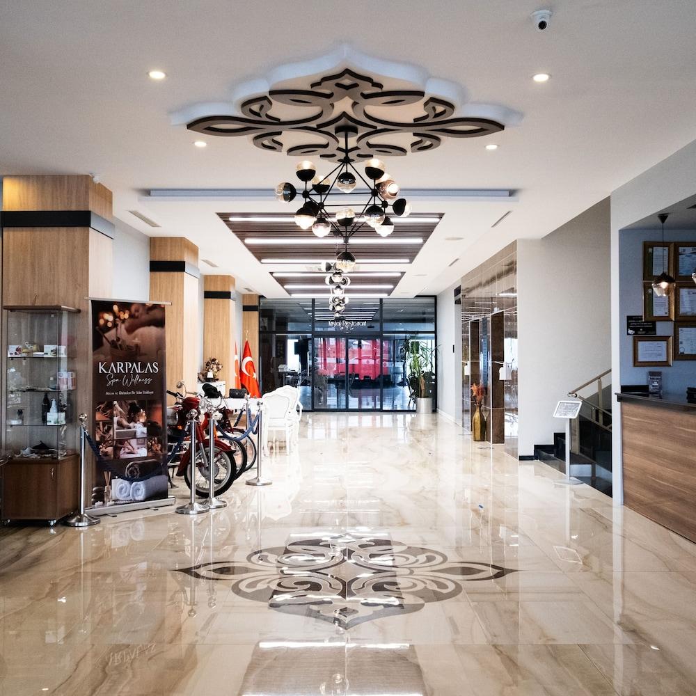 Karpalas City Hotel & Spa - Lobby