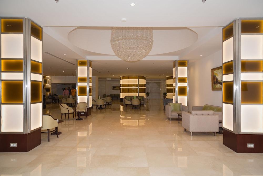 Holiday Inn Yanbu, an IHG Hotel - Lobby