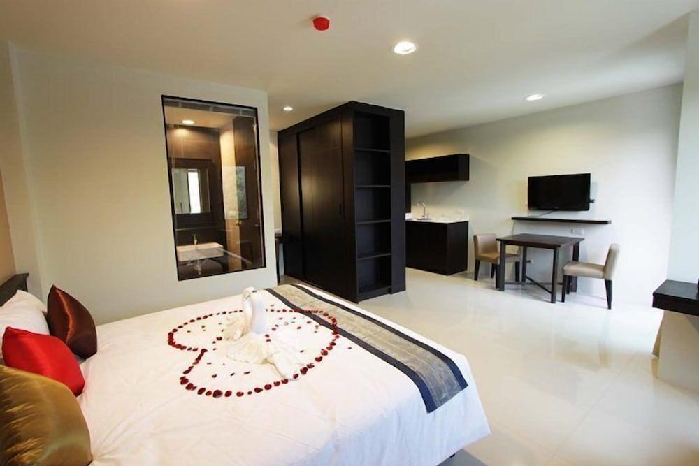 Leisure Place Phuket - Room