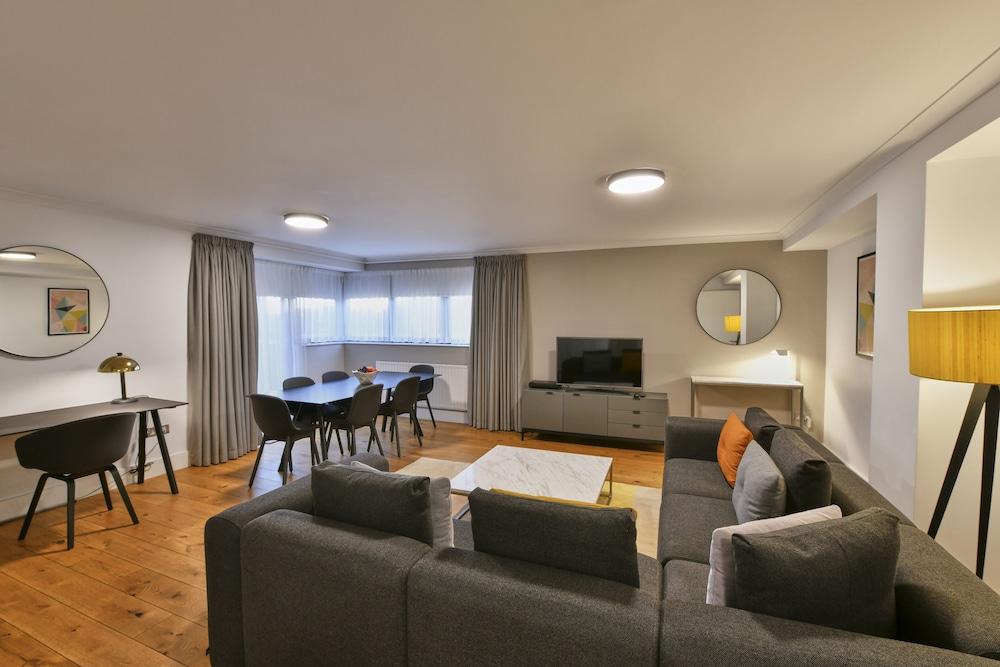 Monarch House Serviced Apartments - Living Area