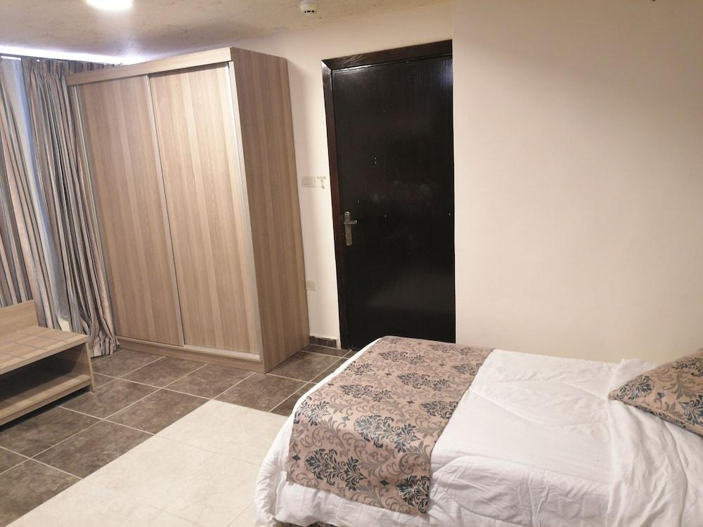 Milano Hotel Suites - Room