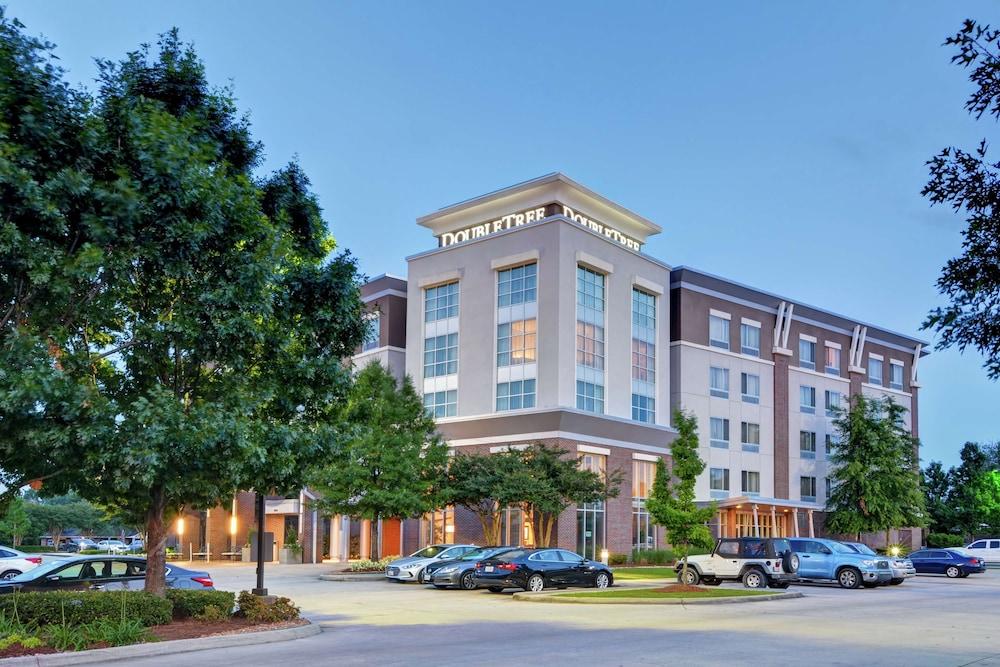 DoubleTree by Hilton Hotel Baton Rouge - Featured Image