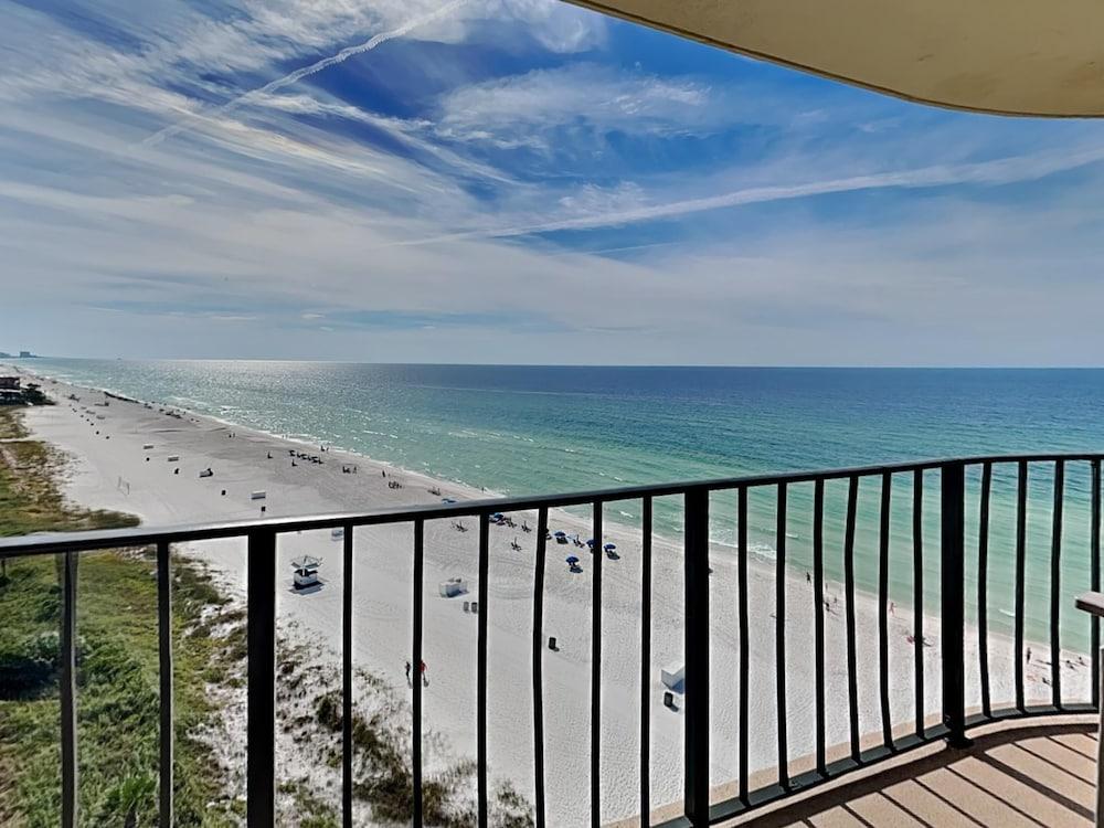 Edgewater Beach and Golf Resort by Southern Vacation Rentals - Property Grounds