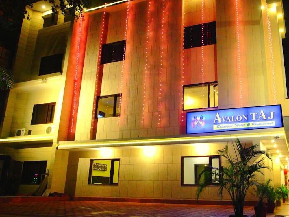 Hotel Avalon Taj - Featured Image
