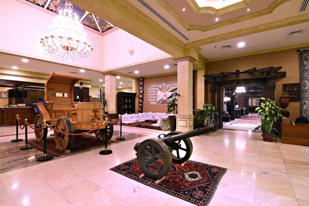 Karan Hotel - Interior Entrance