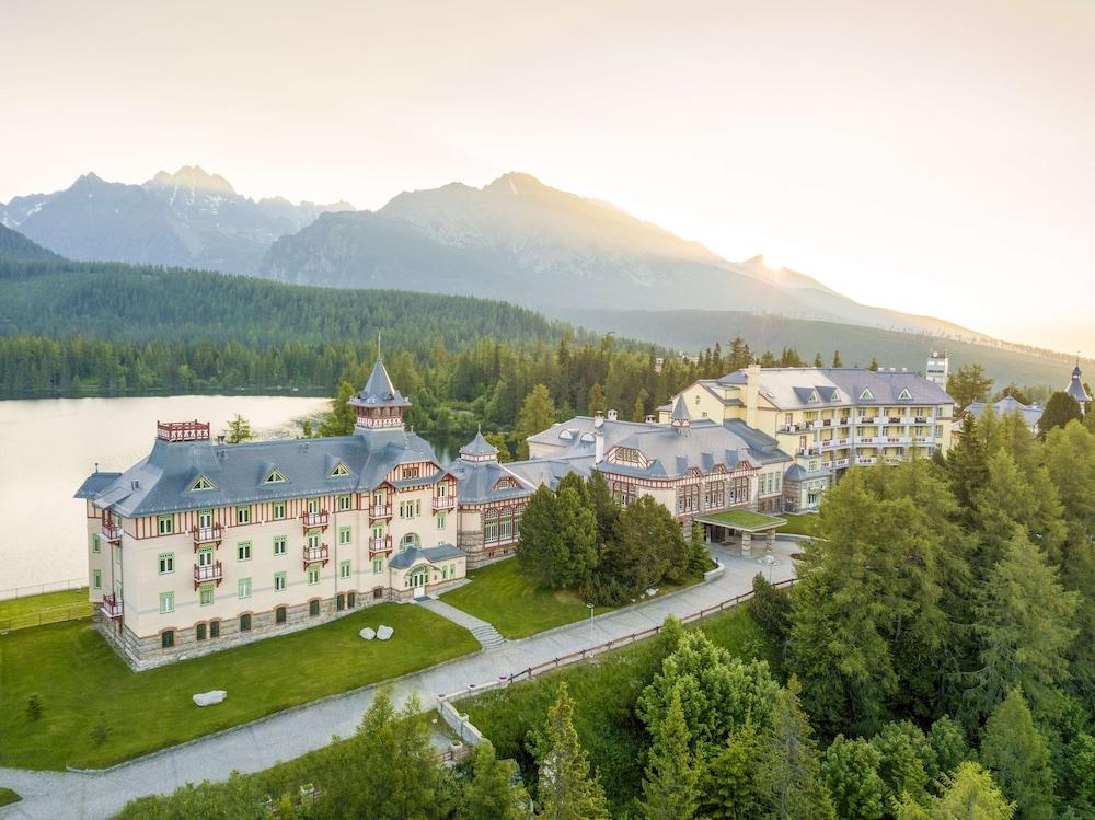Grand Hotel Kempinski High Tatras - Exterior