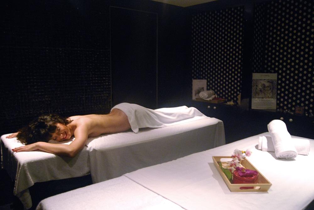 Platine Hotel - Massage