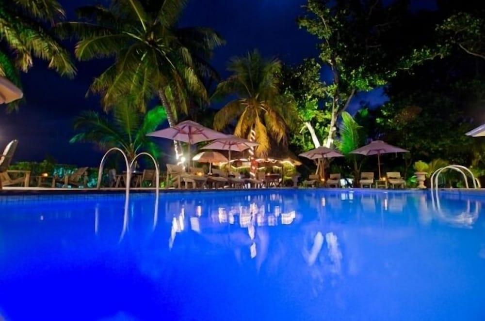 Indian Ocean Lodge - Outdoor Pool