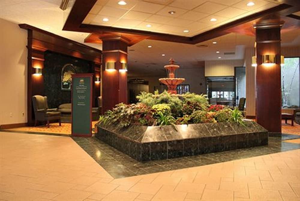 Avalon Hotel & Conference Center - Interior Entrance