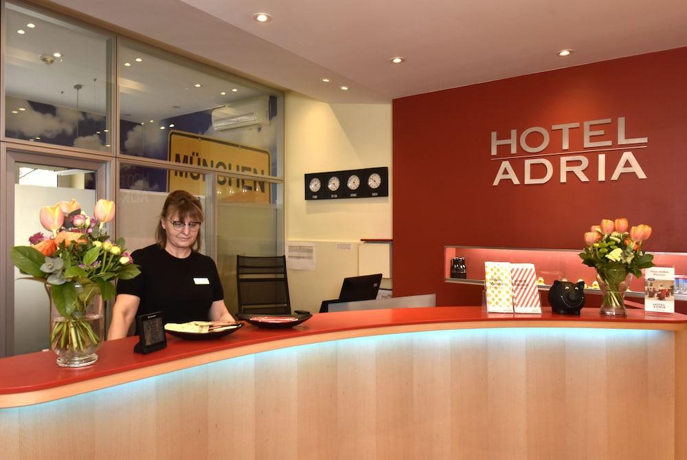 Hotel Adria München - Reception