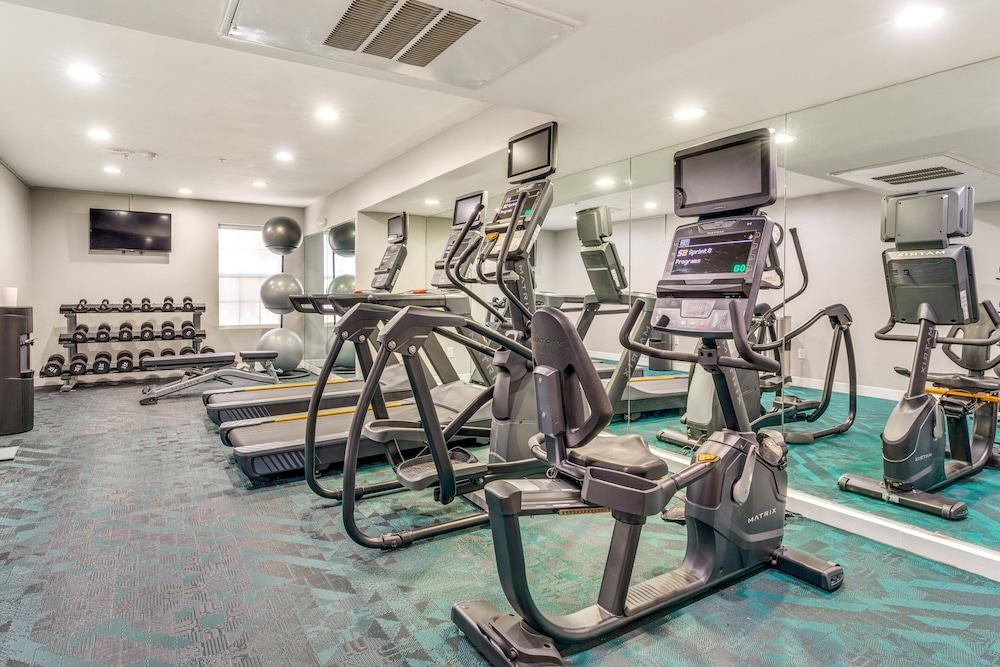 TownePlace Suites by Marriott Dallas Arlington North - Fitness Facility