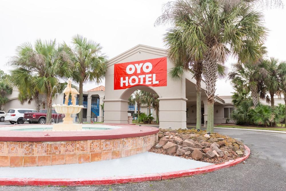 OYO Hotel Baton Rouge - Mead Rd Louisiana - Featured Image