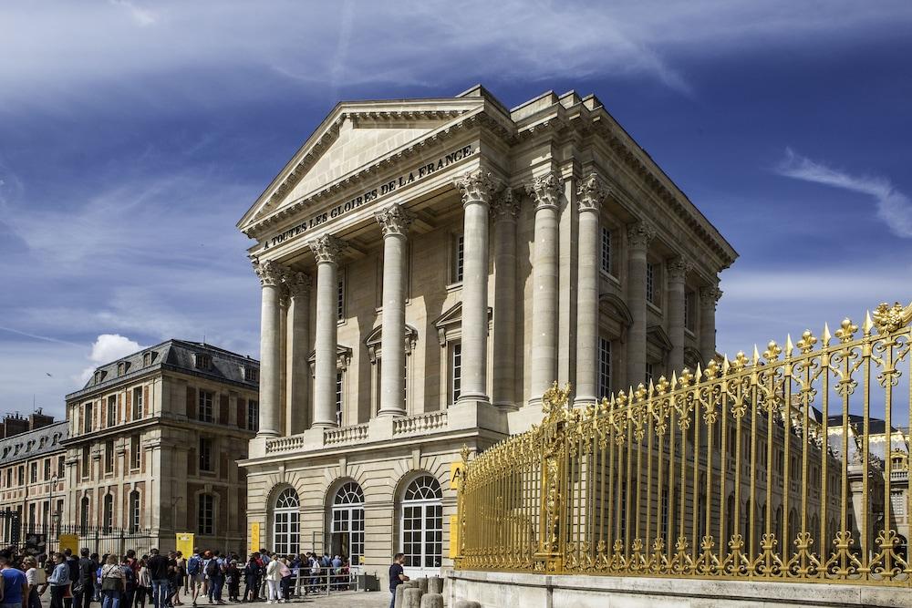 MGallery Le Louis Versailles Chateau - Exterior