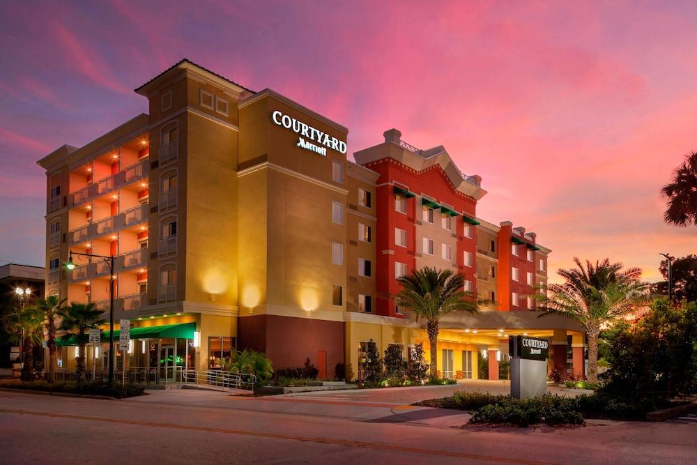Courtyard by Marriott DeLand Historic Downtown - Exterior