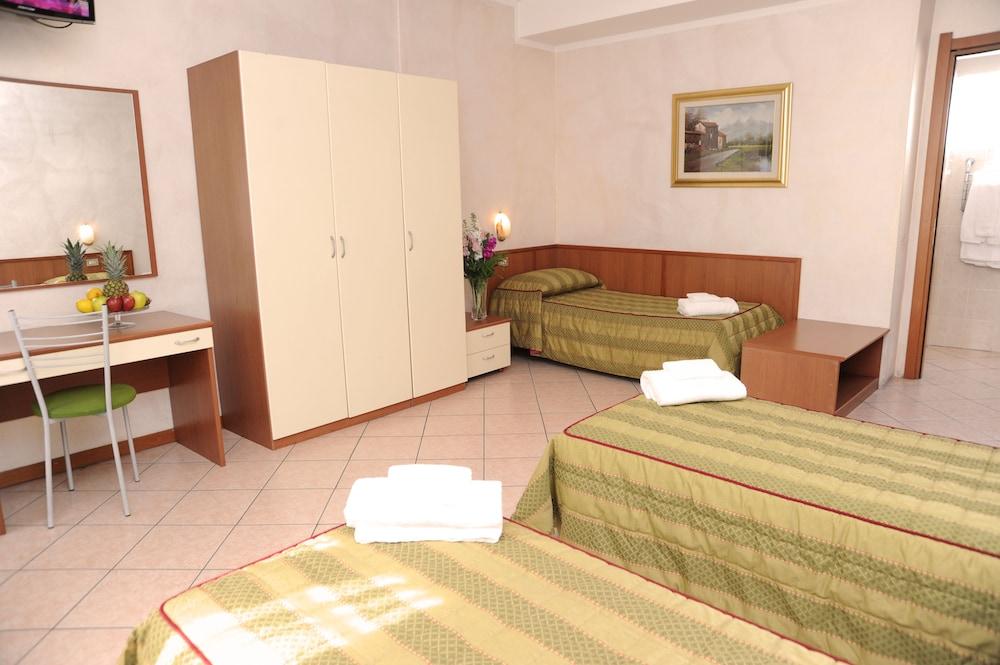 Hotel San Siro Fiera - Room