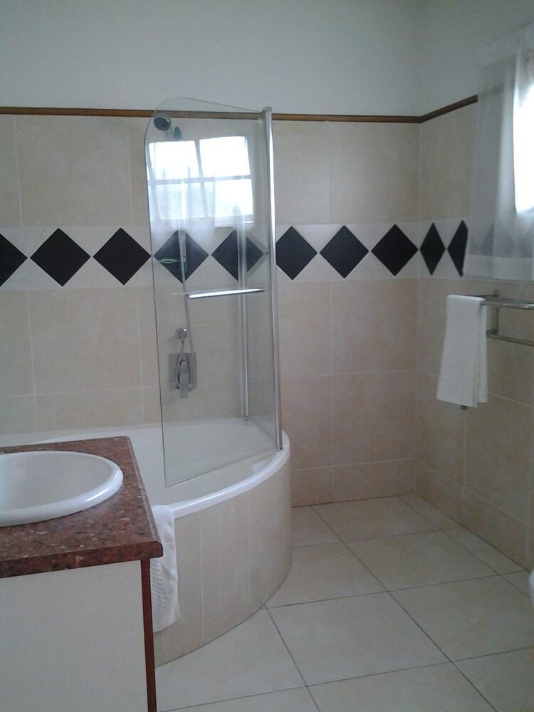 Villa Sant Andrea Lodge - Bathroom