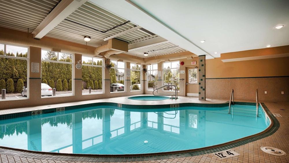 Best Western Maple Ridge Hotel - Pool
