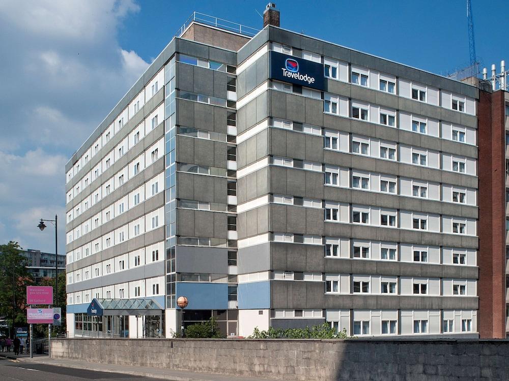 Travelodge Manchester Central - Exterior