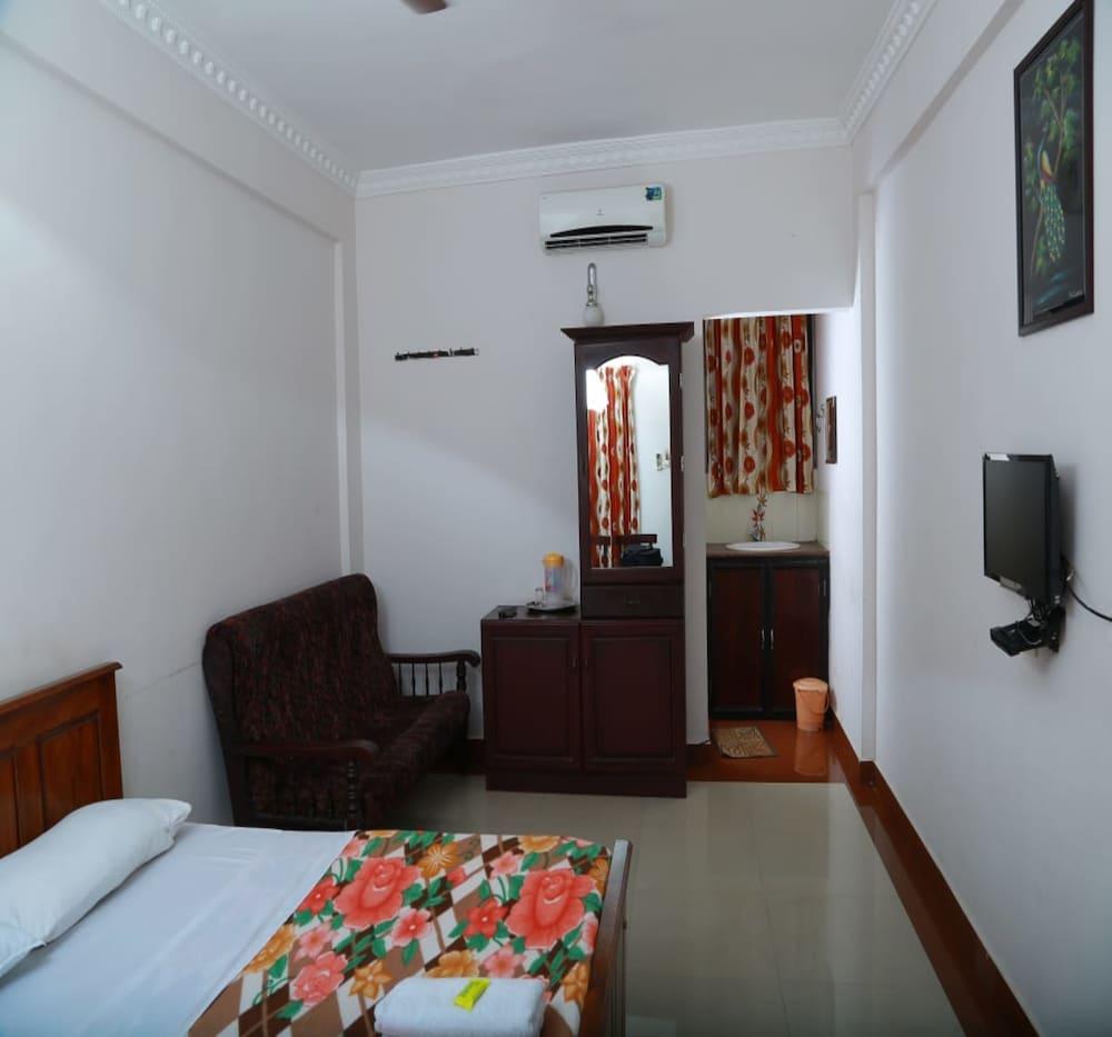 Sree Krishna Residency - Room