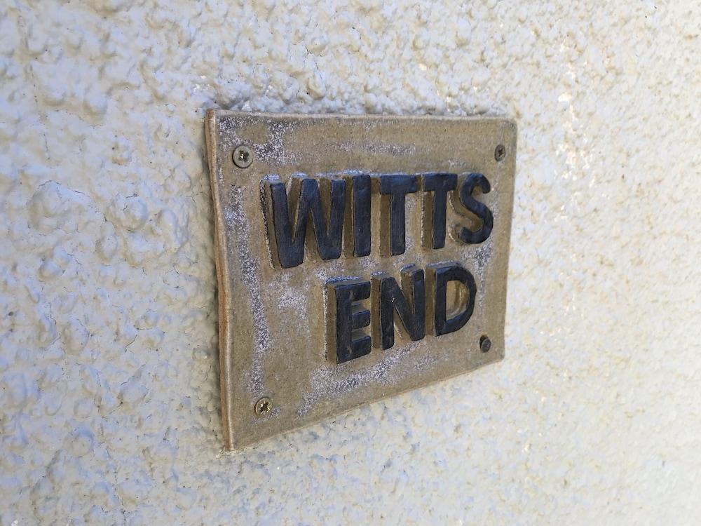 Witts End - Interior Detail
