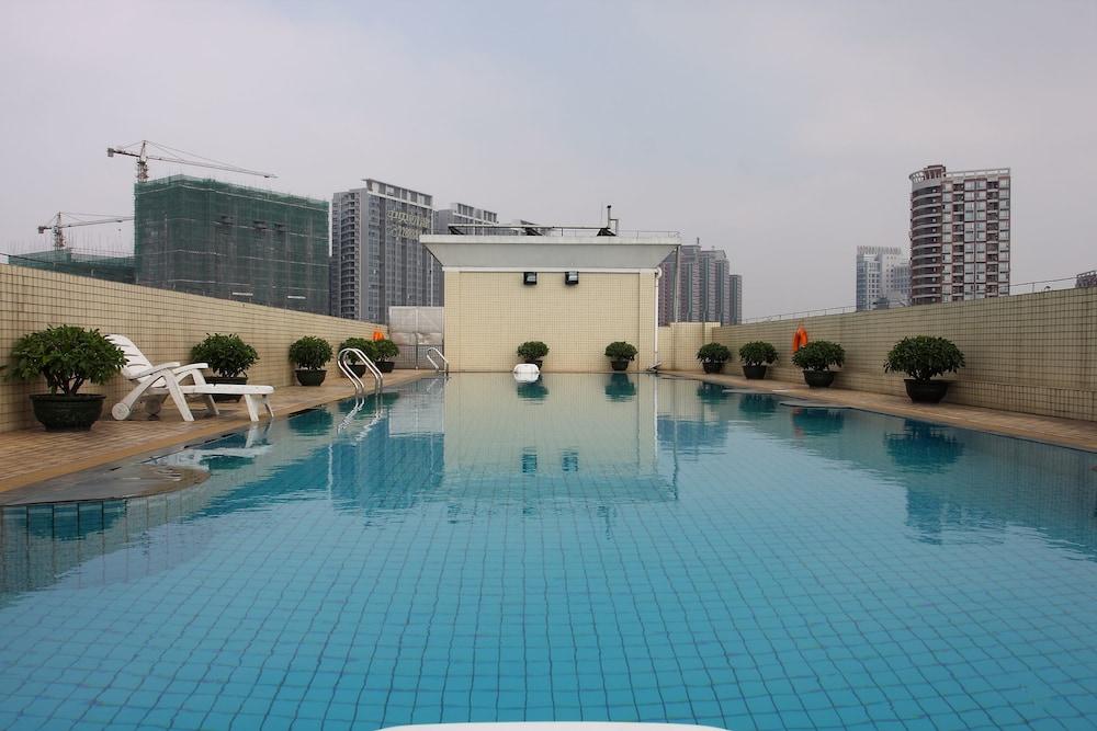 Winnerway Hotel - Outdoor Pool