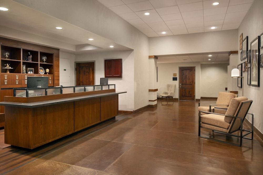 Four Points by Sheraton Tucson Airport - Reception