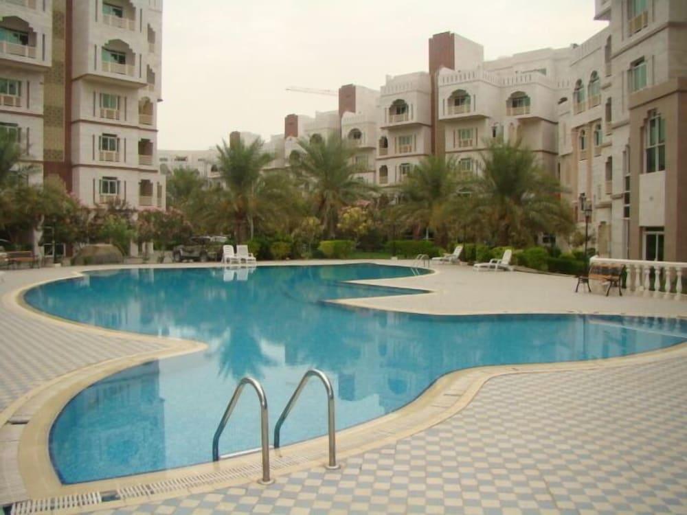 Muscat Oasis Residences - Outdoor Pool
