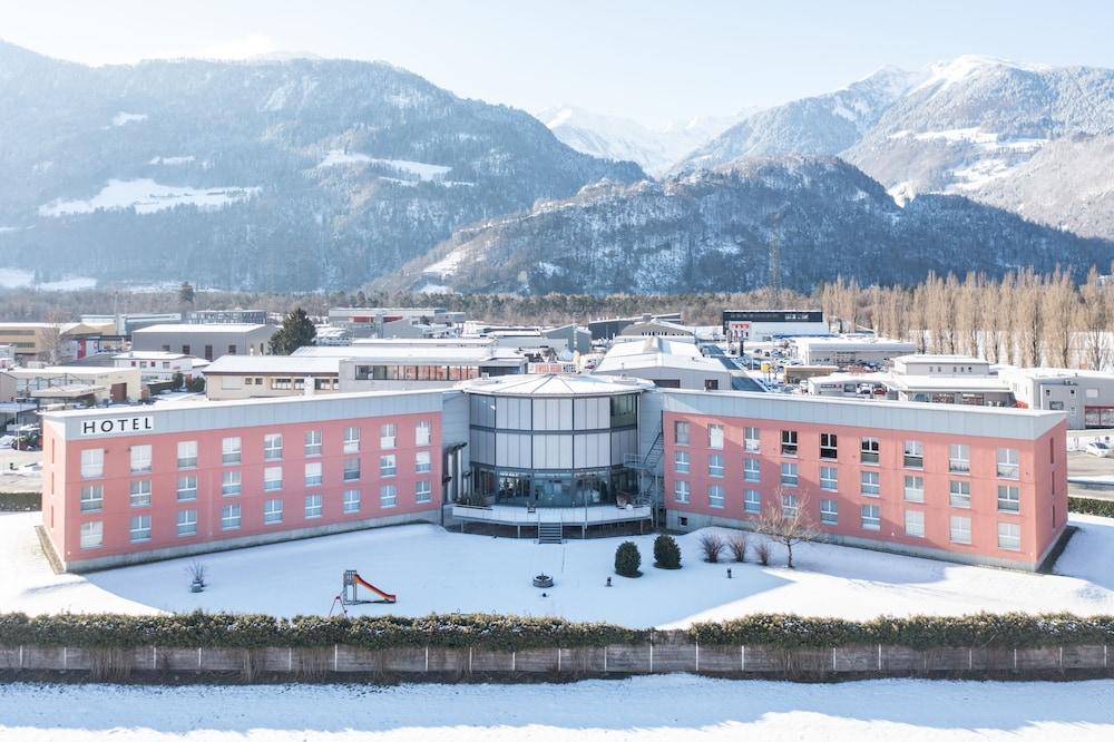 Swiss Heidi Hotel - Exterior