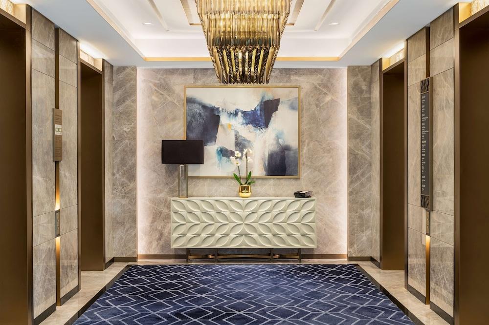 Waldorf Astoria Kuwait - Lobby