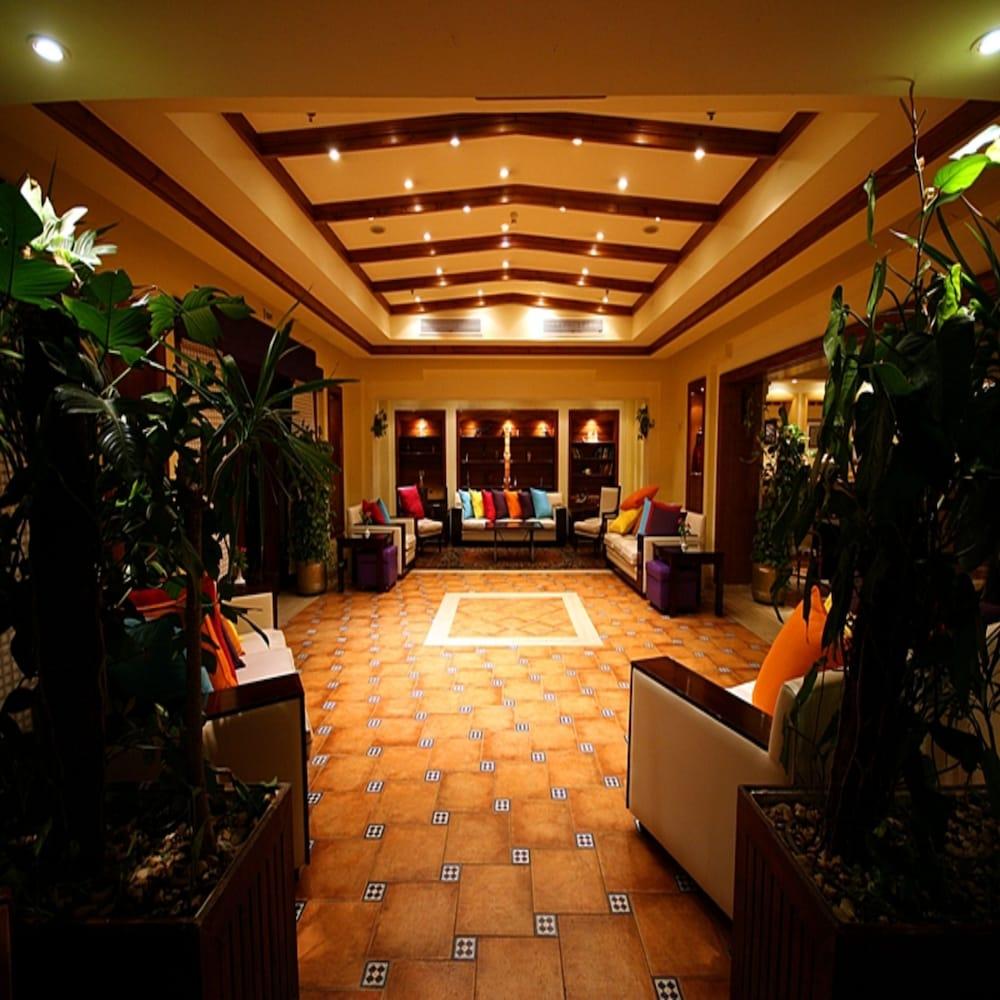Mexicana Sharm Resort - Lobby Sitting Area