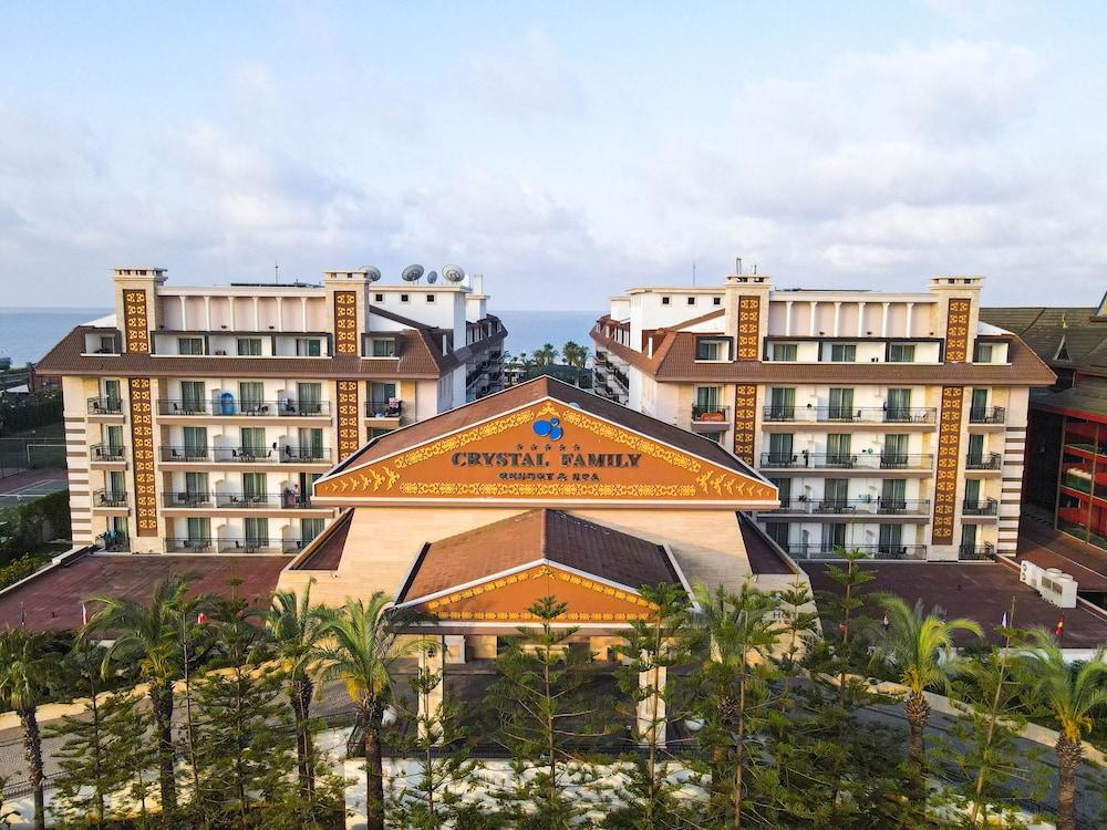 Crystal Family Resort & Spa – All Inclusive - Exterior
