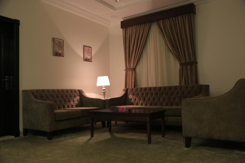 Asaal Apart-Hotel - sample desc