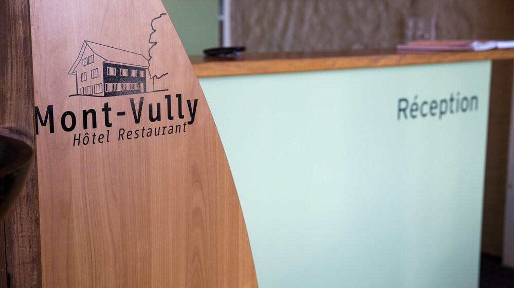 Hotel-Restaurant Mont-Vully - Reception