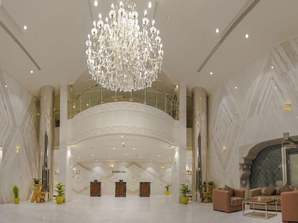Burj Alhayah Hotel Suites Olaya - Featured Image