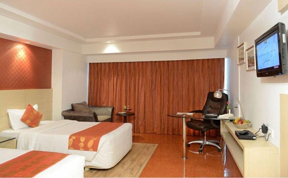 Hotel Amer Greens - Room