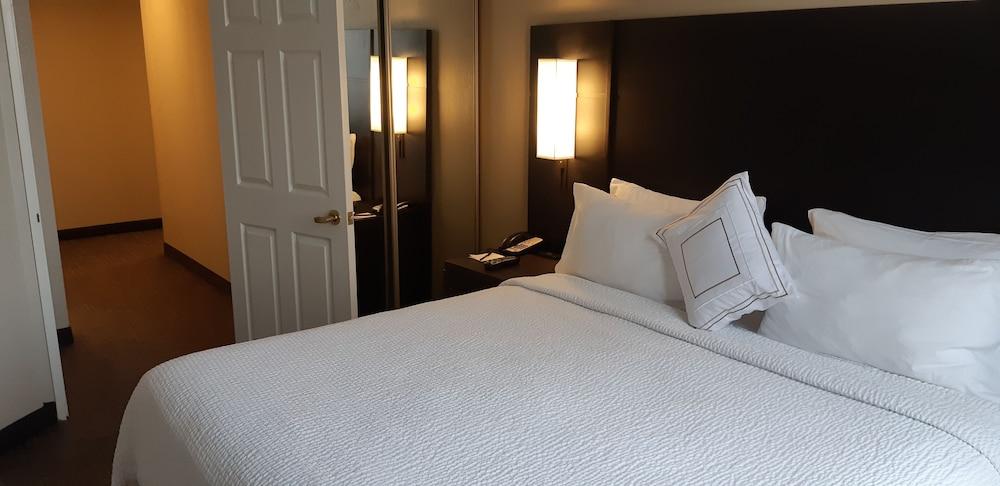 Residence Inn by Marriott London Ontario - Room