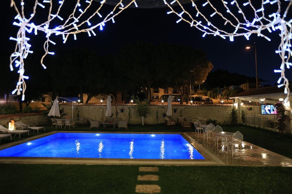 Salbakos Herakleia Boutique Hotel - Outdoor Pool