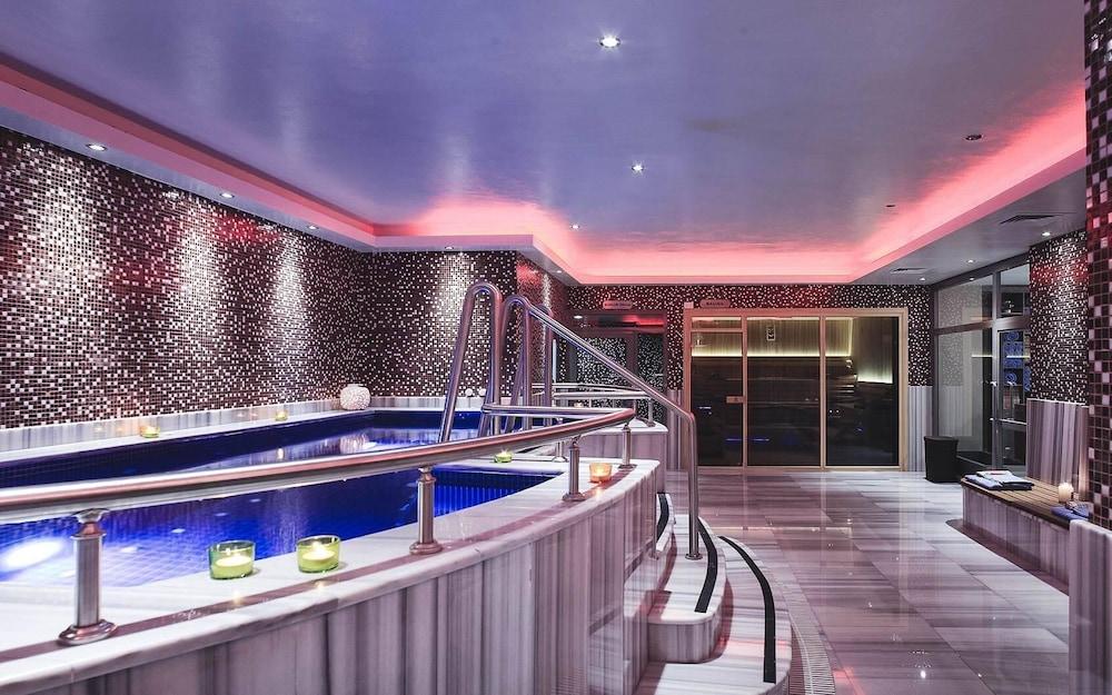 Mimi Hotel Ankara - Indoor Spa Tub