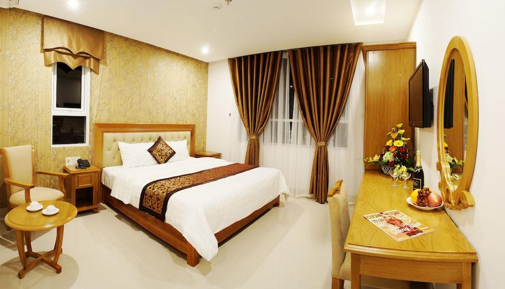 Royal Family Hotel Da Nang - Room